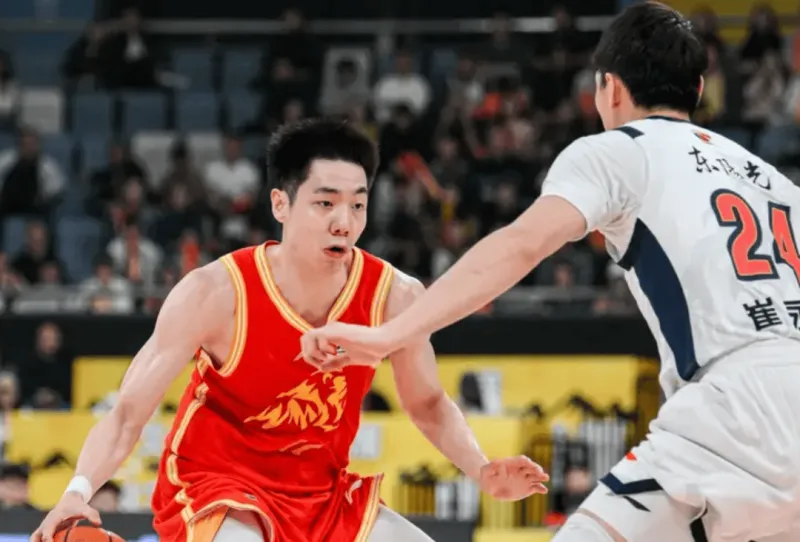 博鱼下载-朱俊龙全场三分3中2得到12分，赵嘉仁三分4中2得到12分3篮板